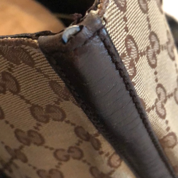 Gucci Tote Shoulder Bag in Brown Canvas - Picture 6 of 6